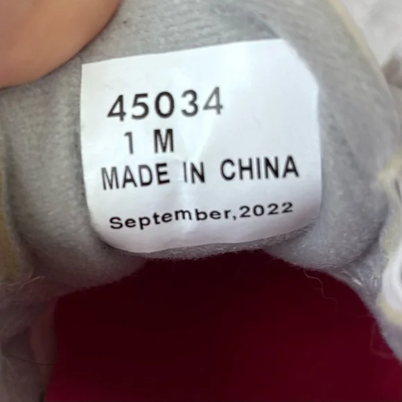 FootJoy Fuel Junior Unisex White Spikeless Athletic Golf Shoes Kids Size 1 - Picture 10 of 11